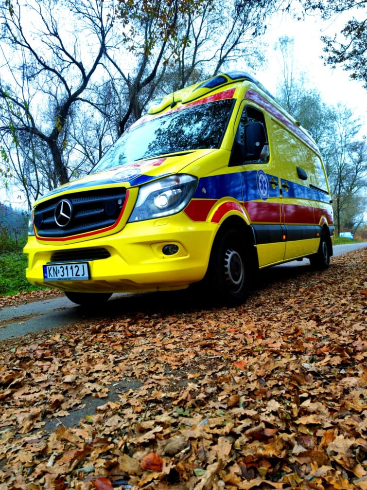AmbuLans 24 zabezpieczenia medyczne transport medyczny