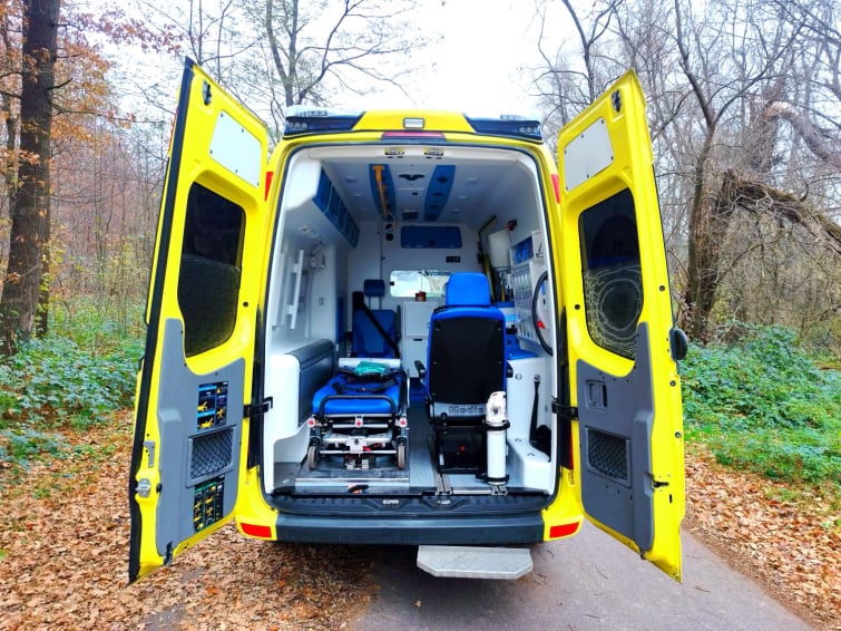 AmbuLans 24 zabezpieczenia medyczne transport medyczny
