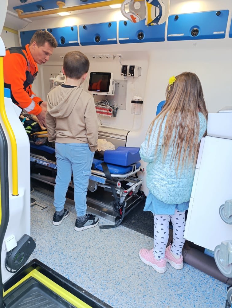 AmbuLans 24 szkolenia pierwsza pomoc