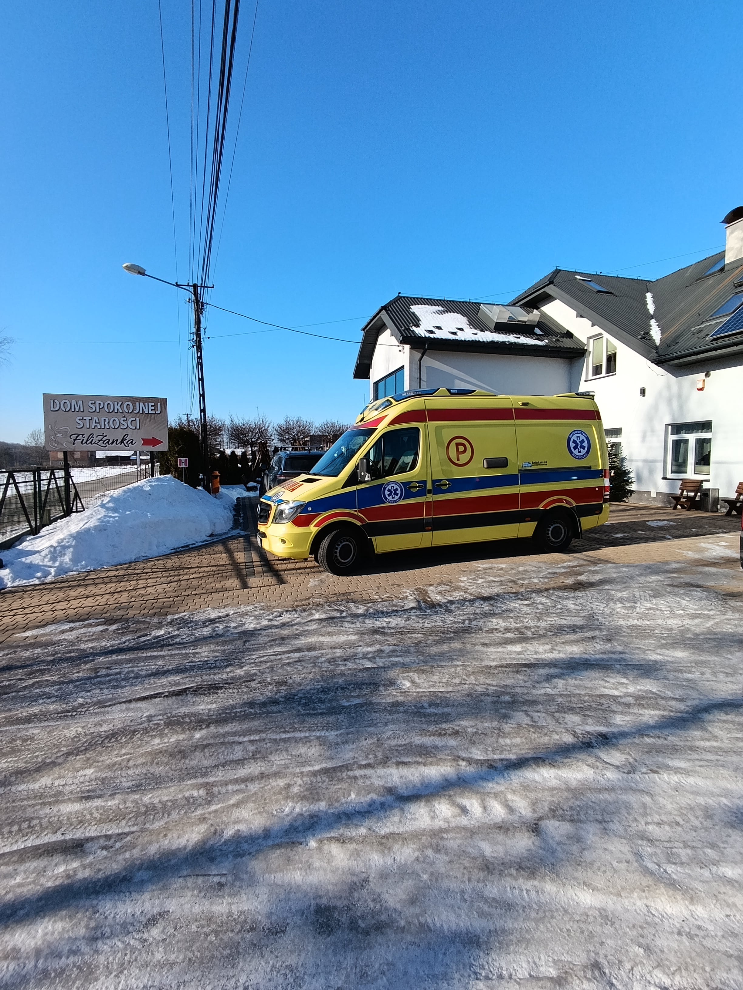 AmbuLans 24 transport medyczny